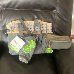NWT baby boom 5 piece diaper bag. Grey and yellow.